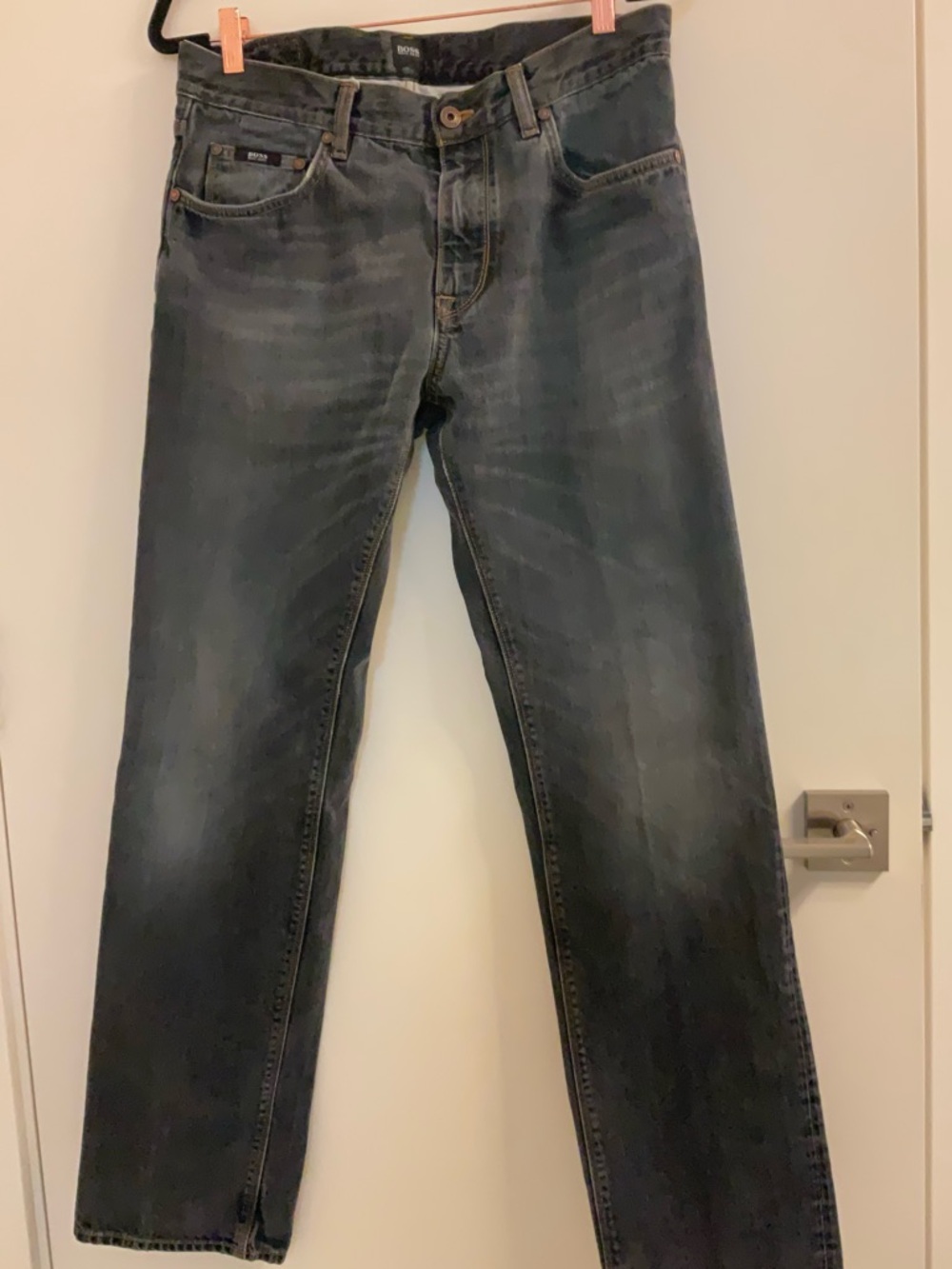 ***Boss Hugo Boss Maine Men's Black / Grey Washed Straight-Leg Jeans